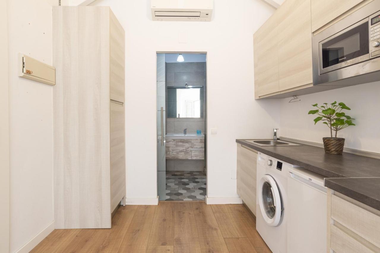 Urbe10 Terrace Constitucion 1 Bedroom Apartment Malaga